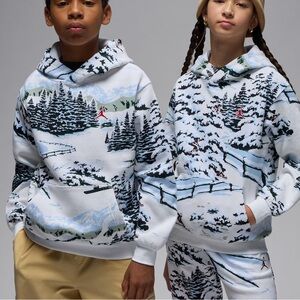 Jordan Holiday Hoodie sweater